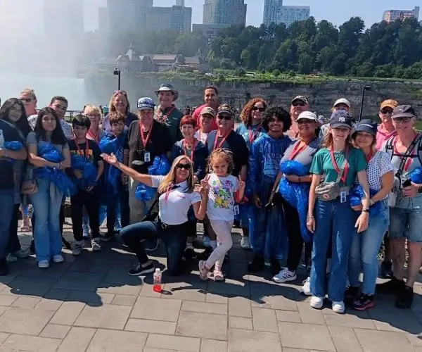 why travelers love niagara falls tour
